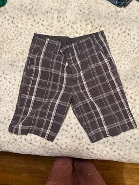 Faded Glory Men's Gray Plaid Flat Front Chino Shorts Size 32